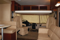 Over-Cab-Bett im Motorhome A29 ACE